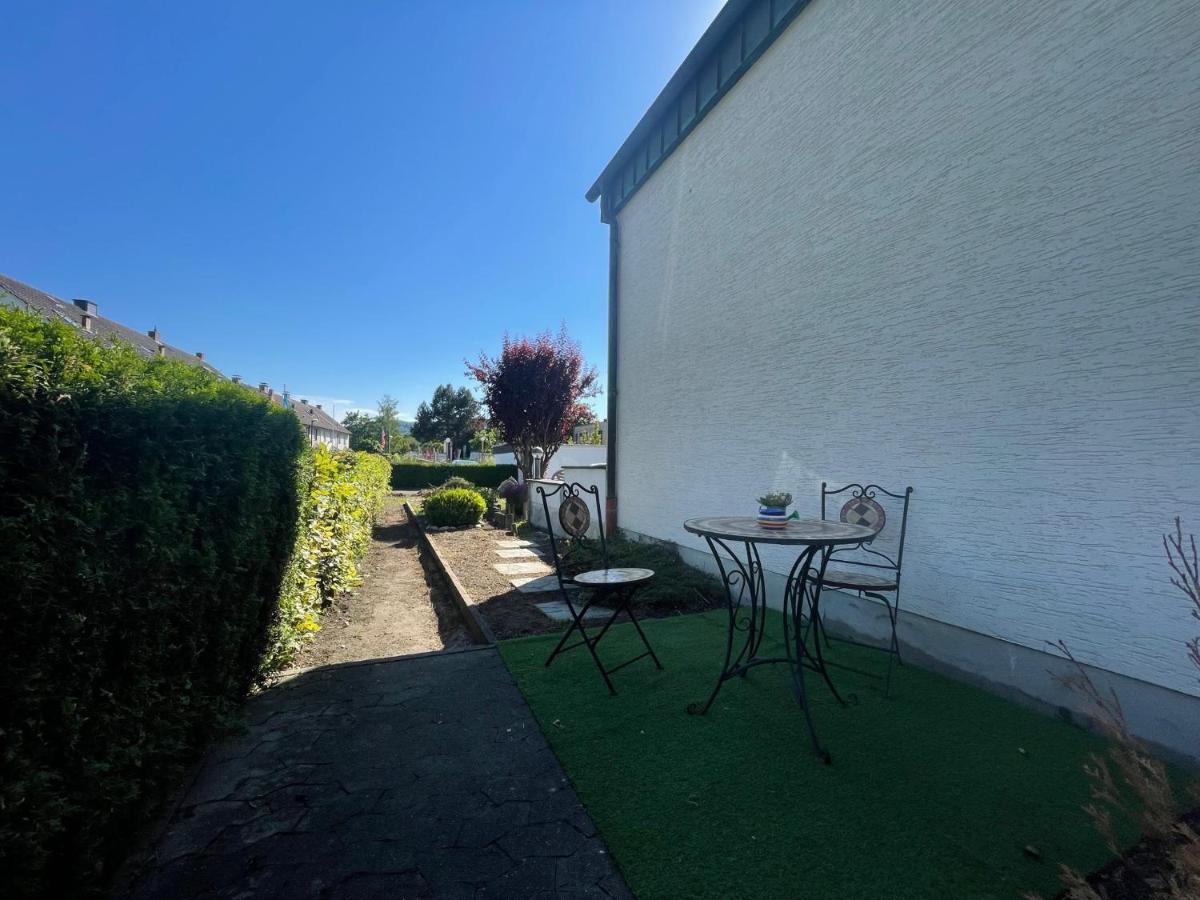 Suite Dilara - 105QM Maisonette, Netflix, Garten, Parkplatz Arnsberg Exterior foto